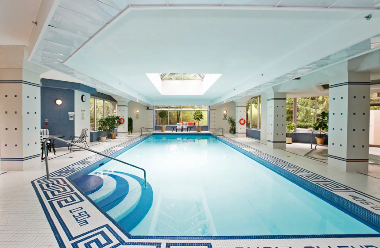 The facade of Palace Gate